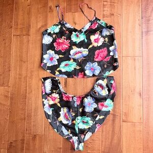 90s Victoria's Secret Gold Label Floral Satin Cami &‎ Shorts Set Size L